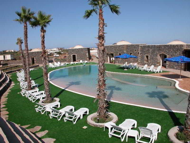 Casa Vacanze Perla Rosa Pantelleria Extérieur photo